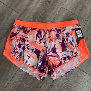 Under Armour fly by 2.0 printed shorts with underwear lining